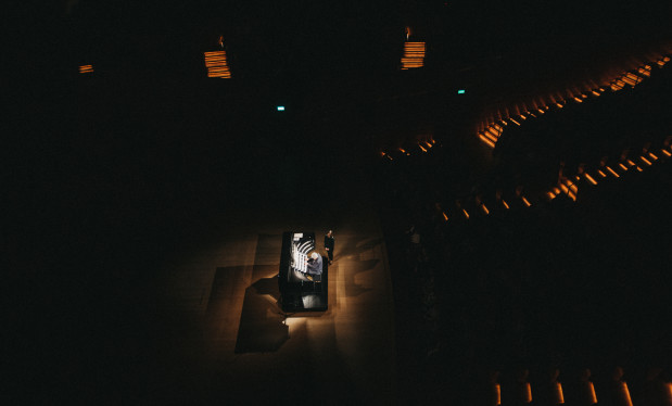 Julian Gembalski playing the NOSPR organ