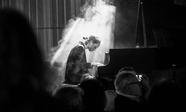 Zdjęcie pianistki Hanny Derej